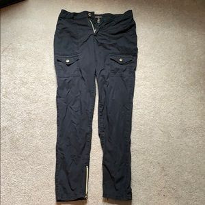 Black Jaanuu scrub Bottoms